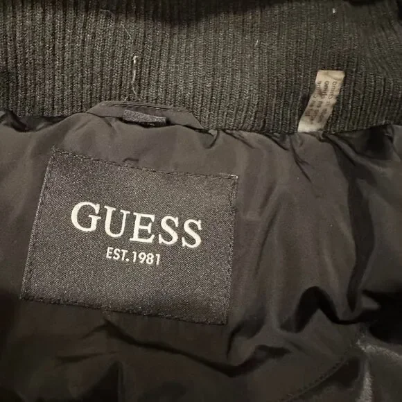 Black Guess Hooded Puffer Jacket with silver zippers - Picture 5 of 8